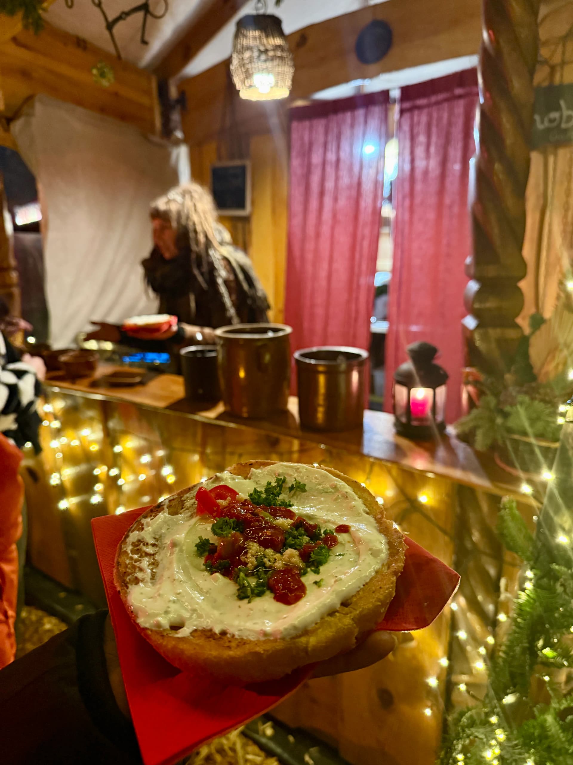 Kräuterbrot and medieval food at the market