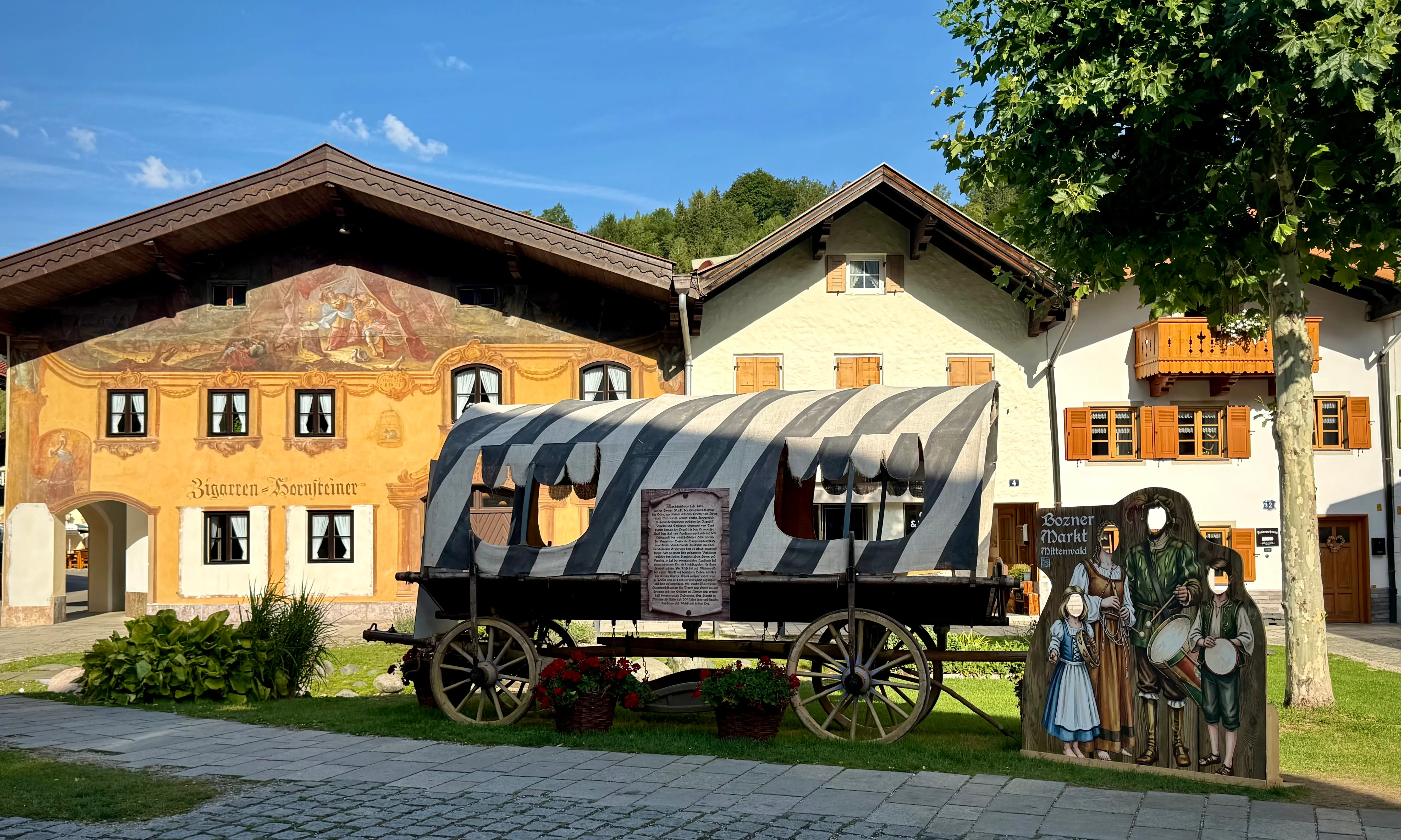 Bozner Markt wagon